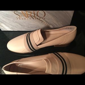 Franco Sarto flats